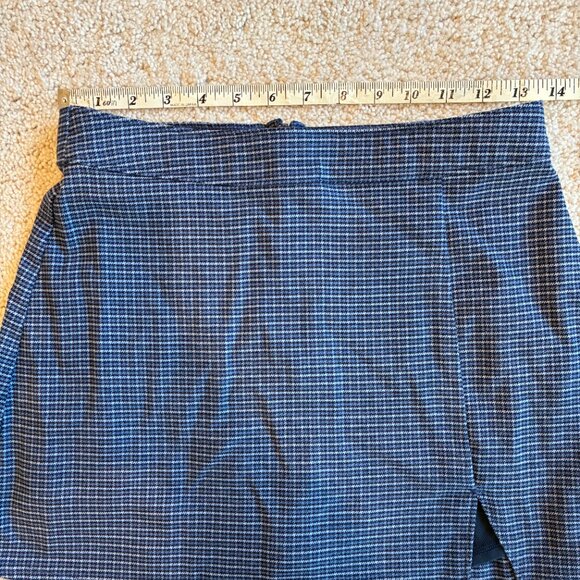 Hollister HIgh Rise Blue Front Slit Zip Closure Mini Skirt - Picture 8 of 11
